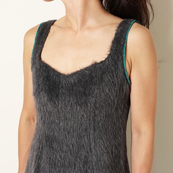 画像8: 【 40%OFF セール154,000円→92,400円】 BLAMINK ブラミンク アルパカポリエステルシャギー変形ダーツドレス{7926-230-0220-DGY-BJA} (8)