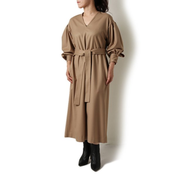 画像8: 【 40%OFF セール110,000円→66,000円】 BLAMINK ブラミンク ウールVネックロングスリーブワンピース{7926-230-0233-BEG-BJA} (8)