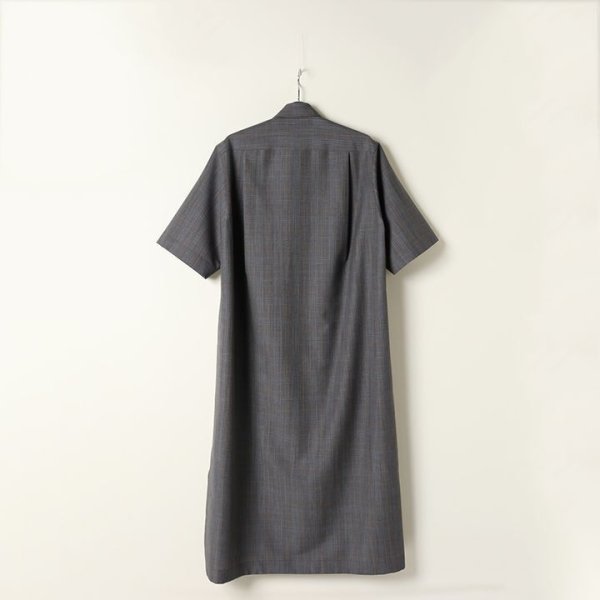 画像7: 【 40%OFF セール132,000円→79,200円】 BLAMINK ブラミンク ウールモヘヤチェックレギュラーカラーショートスリーブワンピース{7926-230-0243-DGY-BAS} (7)