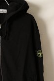 画像3: 【24SS新作】STONE ISLAND ストーンアイランド 63160 ‘OLD’ TREATMENT スウェットシャツ フルジップ {-BDS} (3)