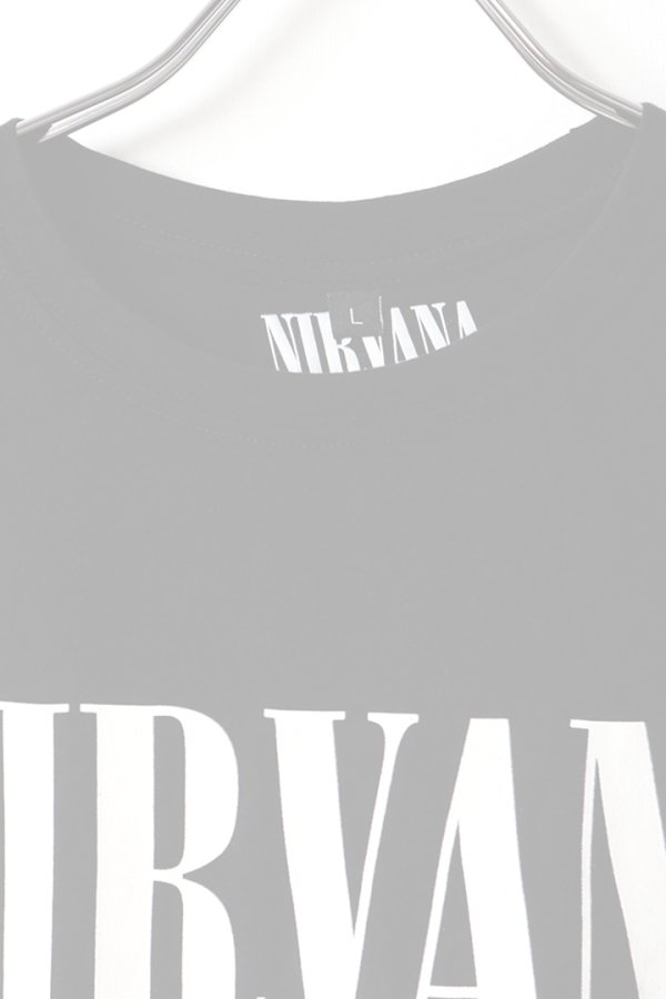 画像2: NIRVANA ニルヴァーナ (Nevermind 35周年 ) - Tour '91 / バックプリントあり / カーボンソフト加工 / Tシャツ / メンズ{2605357630023-BFS} (2)