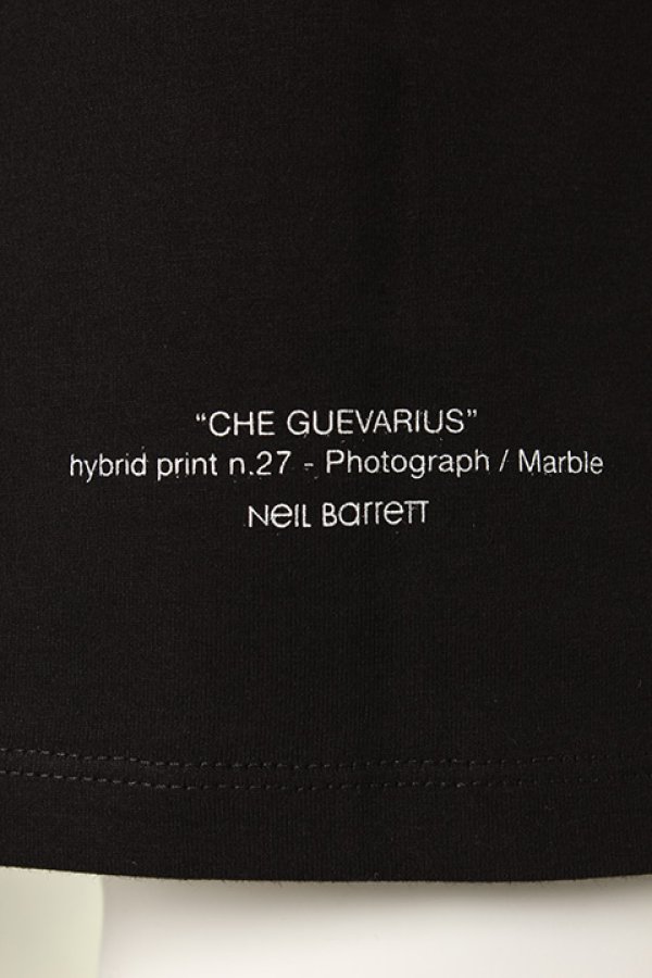 画像5: 【 40%OFF セール40,700円→24,420円】 Neil Barrett ニールバレット "CHE GUEVARIUS" T-SHIRT{BJT235S-E542S-01-AGS} (5)