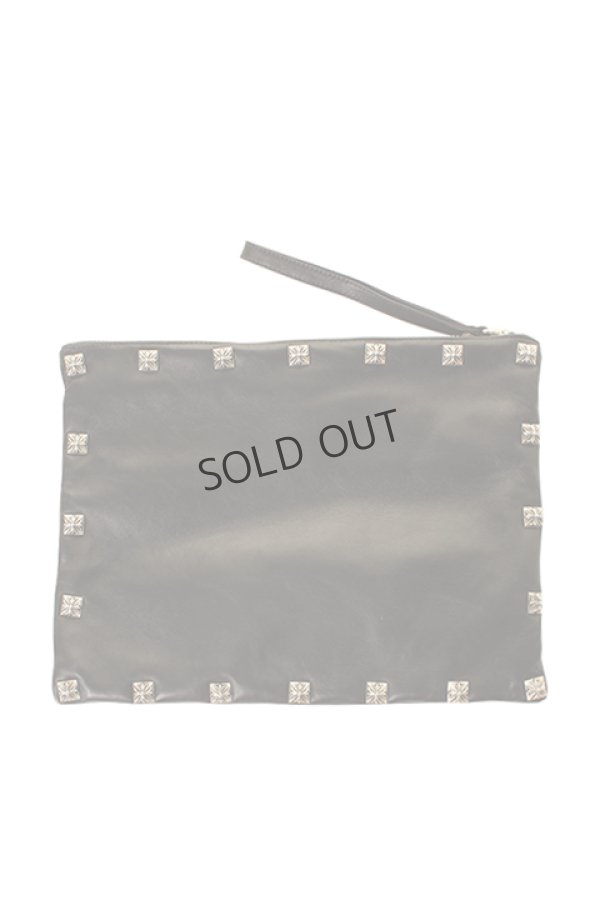 画像2: {SOLD}CHROME HEARTS クロムハーツ ピラミッドスタッズ クラッチバッグ{-AHS} (2)