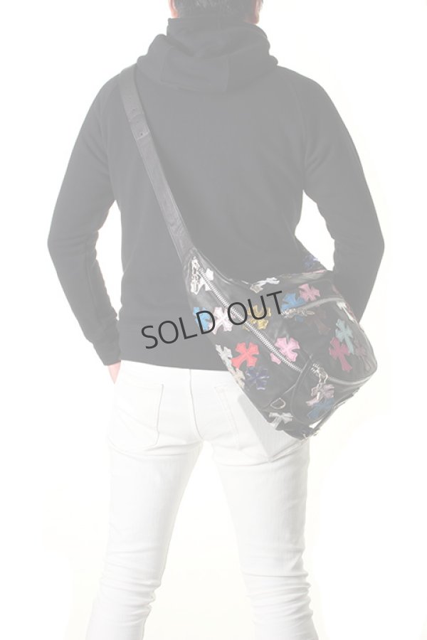 画像5: {SOLD}CHROME HEARTS クロムハーツ キルティング セメタリークロスパッチ ボディバッグ{-AHA} (5)