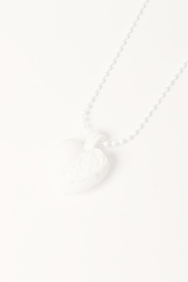 画像1:   CHROME HEARTS クロムハーツ ハートネックレス {-BDS}  :CH202403-19-WHT-F  (1)