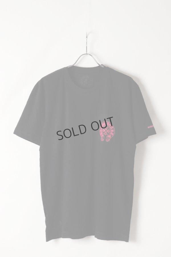 画像2: {SOLD}★新品 インボイス付 CHROME HEARTS クロムハーツ ピンクホースシュー + CHプラス ショートスリーブ ポケット Tシャツ ブラック Pink Horseshoe + CH Plus Pocket Short-Sleeve T-Shirt - Black{408129111******01G-BEA} (2)
