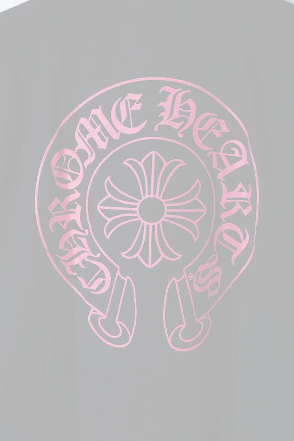 画像8:   CHROME HEARTS クロムハーツ ピンクホースシュー + CHプラス ショートスリーブ ポケット Tシャツ ブラック Pink Horseshoe + CH Plus Pocket Short-Sleeve T-Shirt - Black {408129111******01G-BFS}  :CH202604-01-BLK  (8)