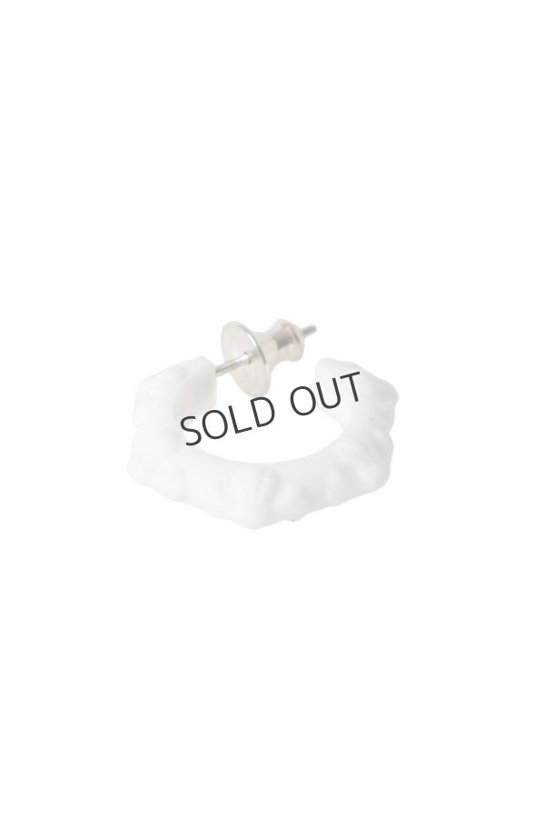 画像1: {SOLD}★海外買付 新品 インボイス付 CHROME HEARTS クロムハーツ PC-HOOP-CROSS-SLCN／ピアス{-BFS} (1)