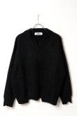 画像1: ekat エカット(UNISEX) DAMAGE V NECK KNIT{-BEA} (1)