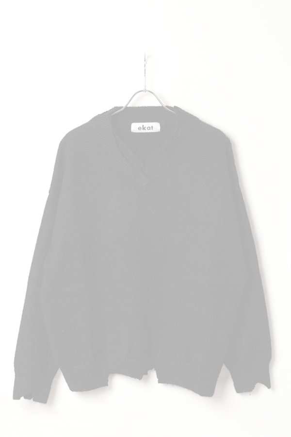 画像1:   ekat エカット(UNISEX) DAMAGE V NECK KNIT{-BEA} (1)