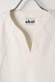 画像2: ekat エカット(UNISEX) 3D PATTERN U NECK TOPS{-BEA} (2)