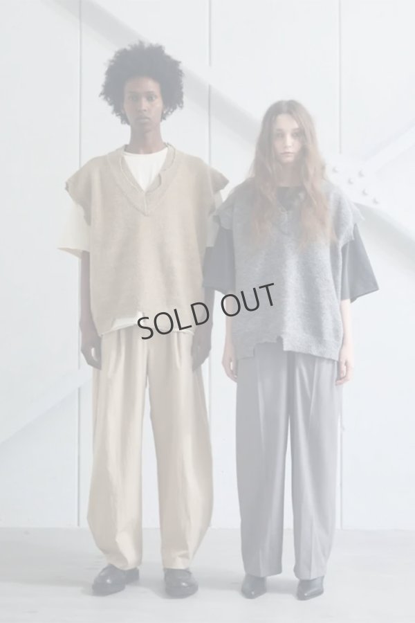 画像9: {SOLD}ekat エカット(UNISEX) DAMAGE LAYERED KNIT VEST{-BEA} (9)