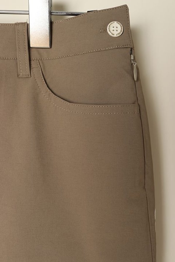 画像2: 【 30%OFF セール47,300円→33,110円】 1PIU1UGUALE3 GOLF ウノピゥウノウグァーレトレ ゴルフ(レディース) BACK HEM PLEATS SKIRT{-BCS} (2)