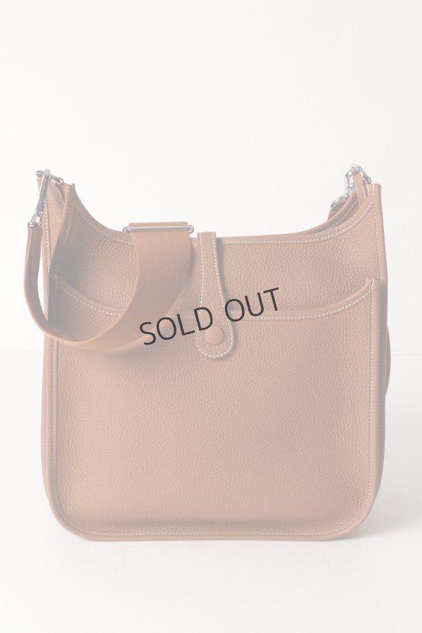 画像4: {SOLD}★海外買付 新品 インボイス付 HERMES エルメス EVELYNE POCHE 3 29｜エヴリン 3 PMサイズ{H056277CK37-BES} (4)