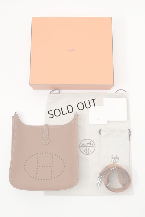 画像7: {SOLD}★海外買付 新品 インボイス付 HERMES エルメス EVELYNE POCHE 3 29｜エヴリン 3 PMサイズ{H056277CK37-BES} (7)