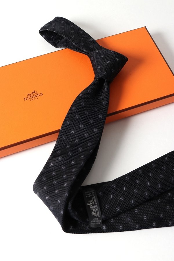 画像6: ★海外買付 新品 インボイス付 HERMES エルメス シルクツイルタイ 7cm 《グルナディーヌH》{-BES} (6)