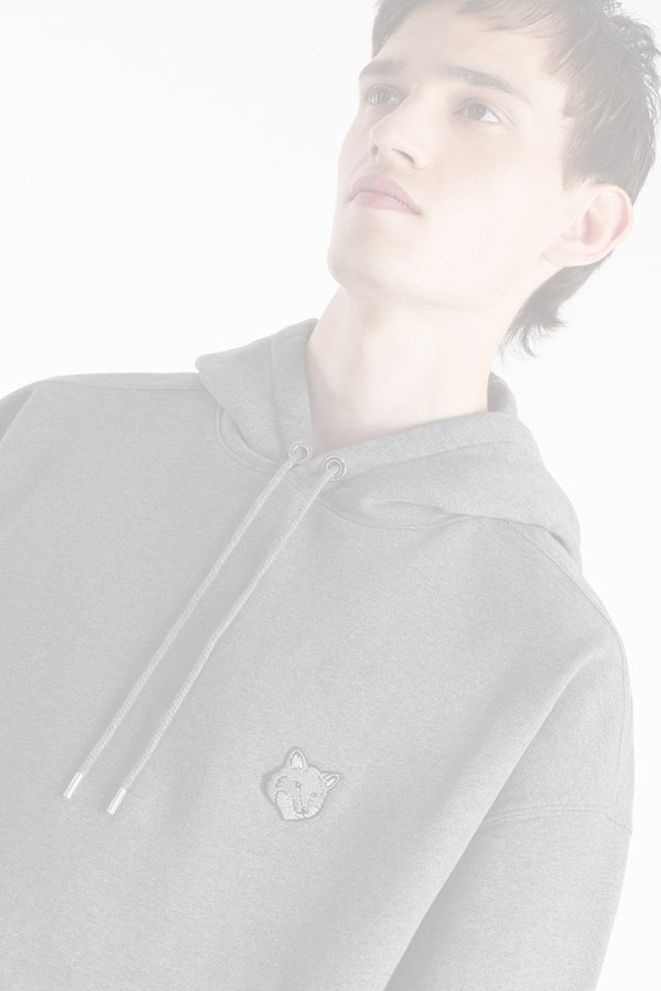 画像5:   MAISON KITSUNE メゾンキツネ ボールド フォックスヘッド パッチ オーバーサイズ フーディ {-BDA}  :LM00705KM0001H170-L  (5)