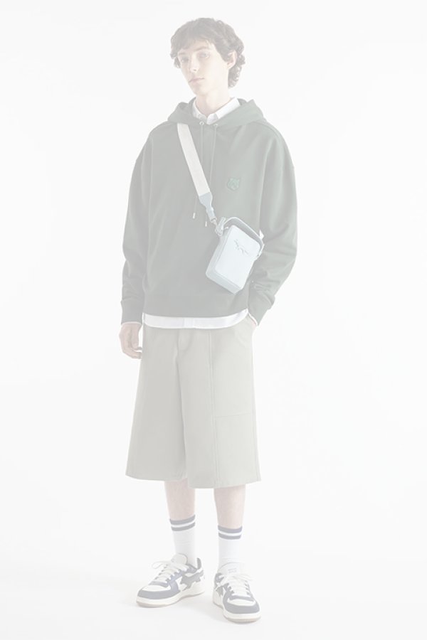 画像3:   MAISON KITSUNE メゾンキツネ ボールド フォックスヘッド パッチ オーバーサイズ フーディ {-BDA}  :LM00705KM0001P391  (3)