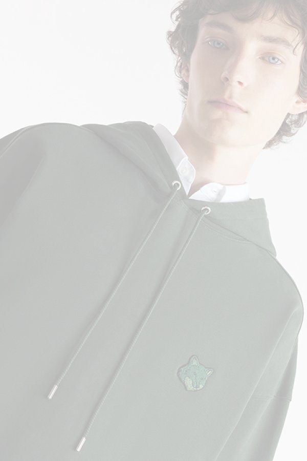 画像5:   MAISON KITSUNE メゾンキツネ ボールド フォックスヘッド パッチ オーバーサイズ フーディ {-BDA}  :LM00705KM0001P391  (5)