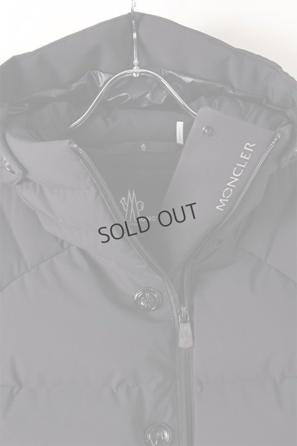 画像3: {SOLD}MONCLER モンクレール GUYANE JACKET（レディース）{098453618553861-999-AIA} (3)