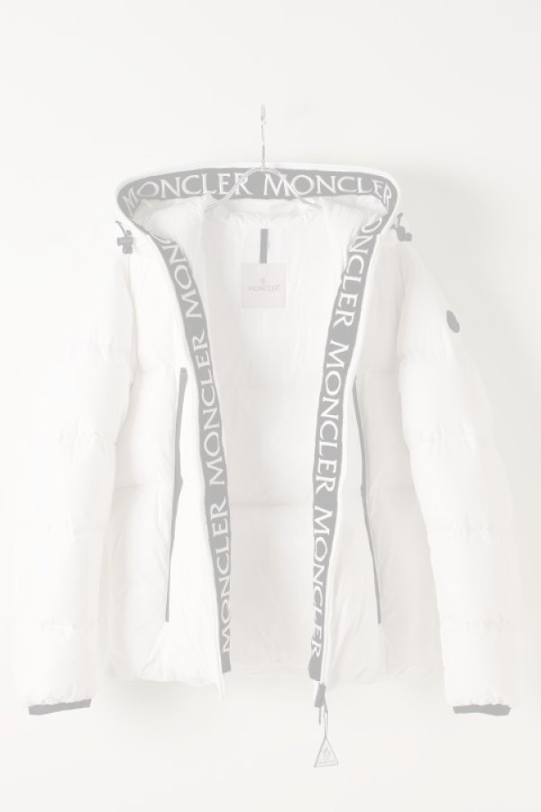 画像3:  {SOLD} MONCLER モンクレール MONTCLA JACKET {0914194385C0300-042-AIA}  :MC-1909-01  (3)