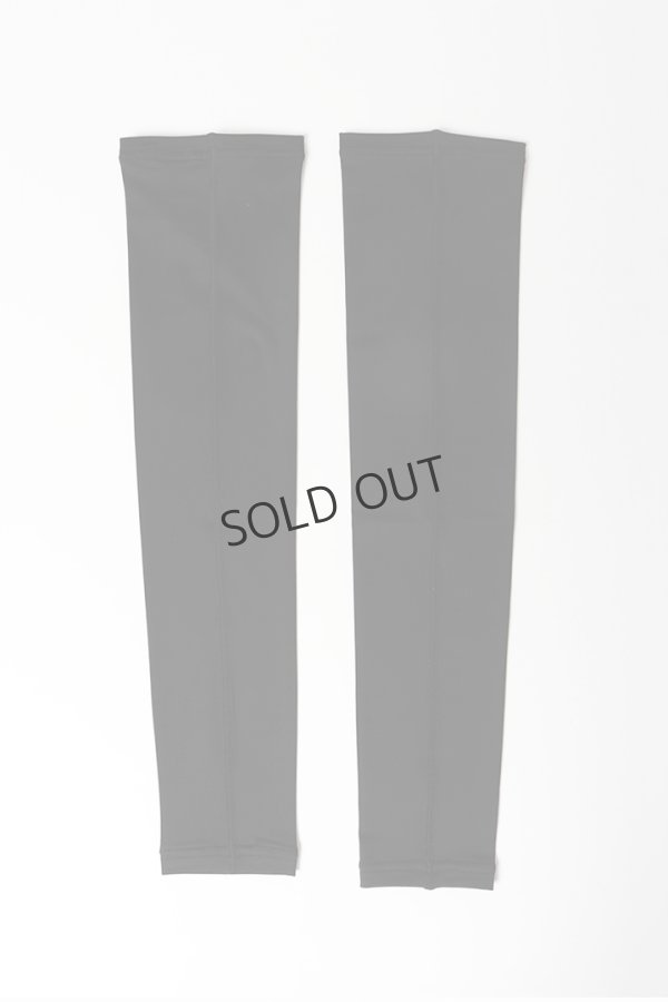 画像2: {SOLD}MARK & LONA マークアンドロナ Assign Arm Cover | MEN and WOMEN{-BES} (2)
