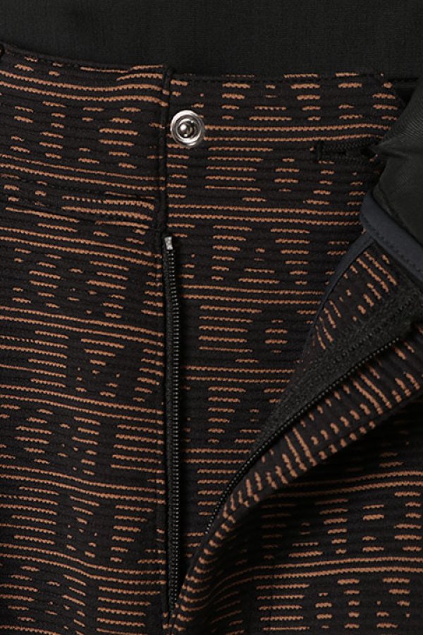 画像4: 【 40%OFF セール49,500円→29,700円】  【木村拓哉さん着用】 MARK & LONA マークアンドロナ Este Uneven Jacquard Pants | MEN{-BBA} (4)