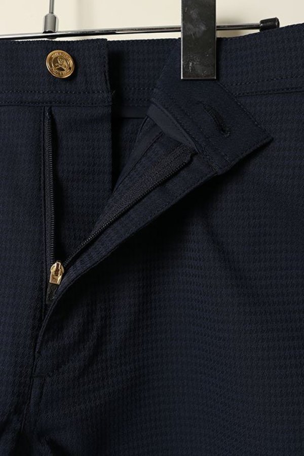 画像2: 【 30%OFF セール38,500円→26,950円】 MARK & LONA マークアンドロナ Jagged Dry Tech Shorts | MEN{-BCS} (2)