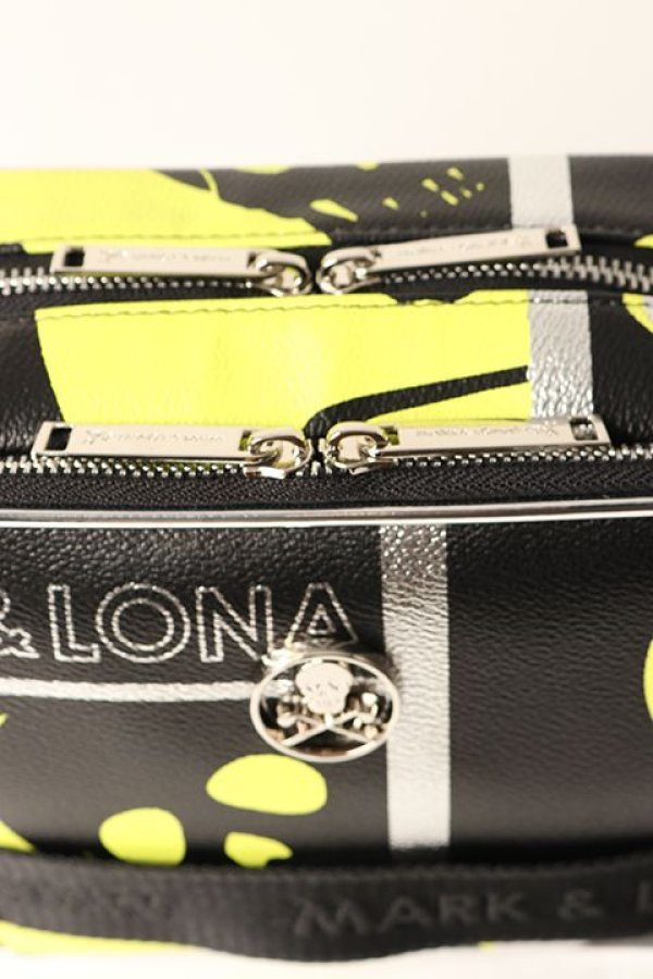 画像4: 【 30%OFF セール27,500円→19,250円】 MARK & LONA マークアンドロナ Cray Metallic Pouch{-BDS} (4)