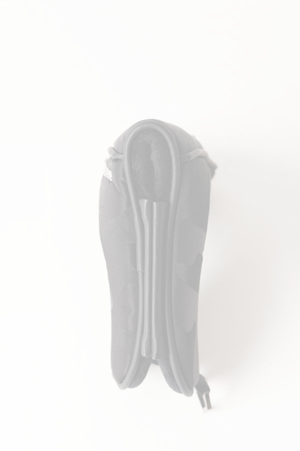 画像4:  {SOLD} MARK & LONA マークアンドロナ Premium Gauge Putter Cover{-BEA} (4)
