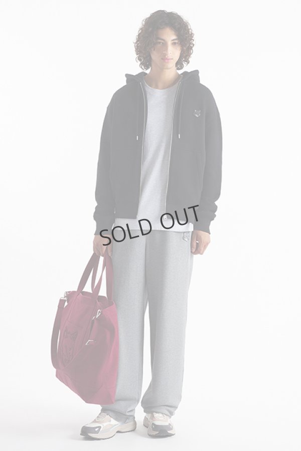 画像3: MAISON KITSUNE メゾンキツネ ボールド フォックスヘッド パッチ コンフォート ジップ パーカー{-BDA} (3)