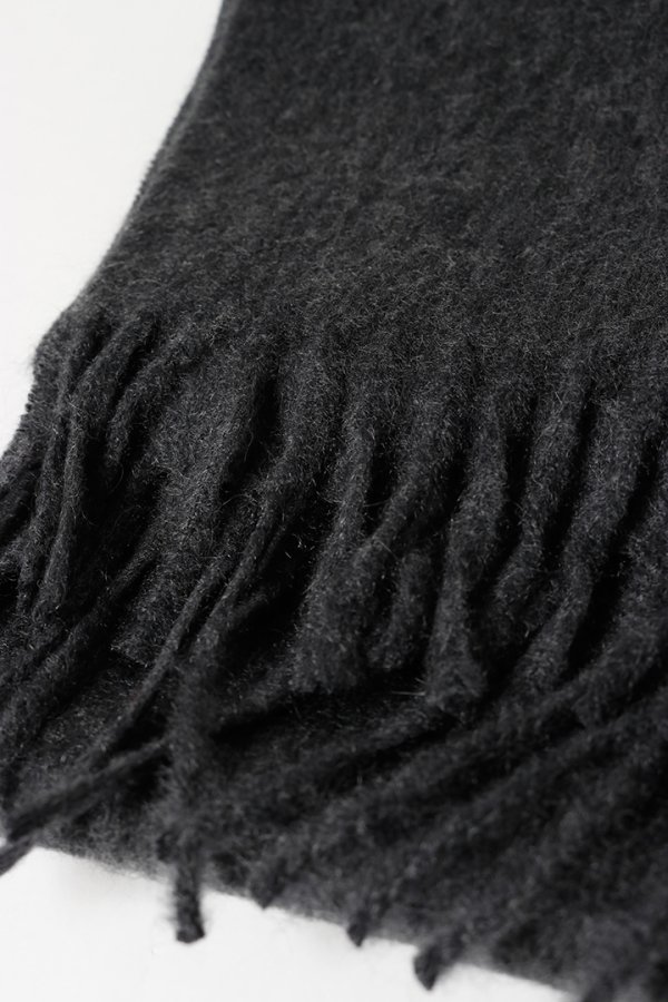 画像5: 【 40%OFFタイムセール 60,500円→36,300円】 1piu1uguale3 ウノピゥウノウグァーレトレ CASHMERE 30×160 MUFFLER by BEGG＆Co{MRG310-CAS014-97-AIA} (5)