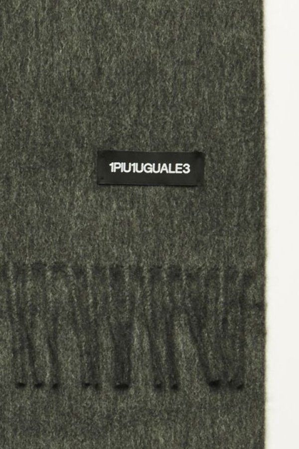 画像2: 【 30%OFF セール60,500円→42,350円】 1piu1uguale3 ウノピゥウノウグァーレトレ CASHMERE 30×160 MUFFLER by BEGG＆Co{MRG310-CAS014-97-AIA} (2)