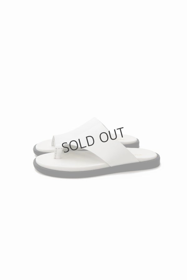 画像1: {SOLD}1piu1uguale3 ウノピゥウノウグァーレトレ THUMB SANDAL{-BES} (1)