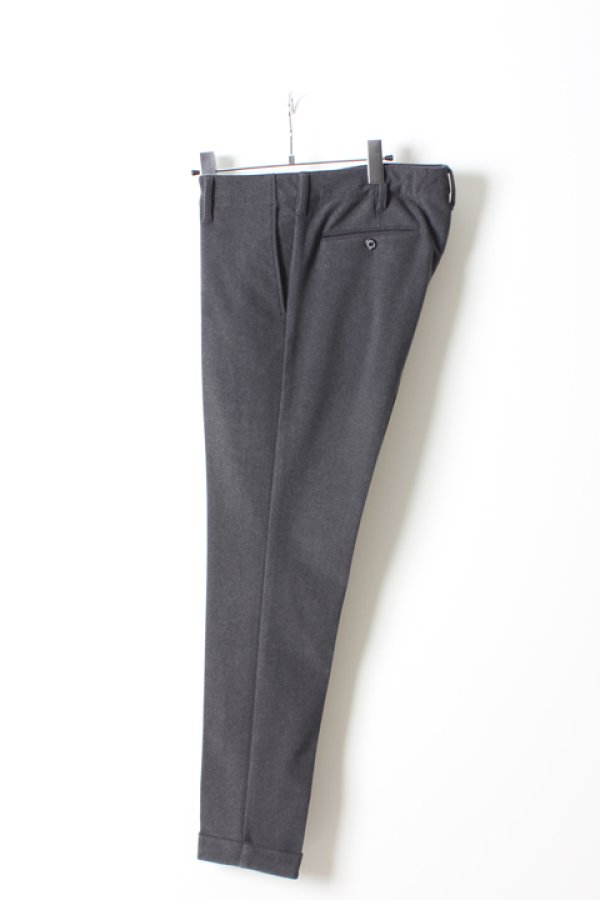 画像1: 1piu1uguale3 ウノピゥウノウグァーレトレ WARMY TAPERED SLACKS(暖PT)【LEON2月号掲載商品】{MRP374-POE088-95-AHA} (1)