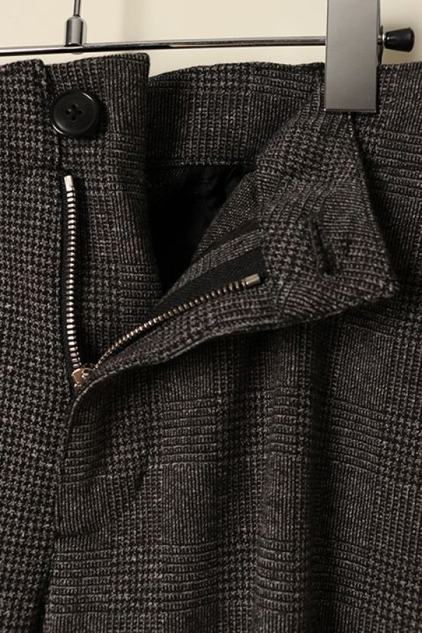 画像4: 【 30%OFF セール82,500円→57,750円】 1piu1uguale3 ウノピゥウノウグァーレトレ CRAZY RIB SLACKS{MRP588-WCT009-DE99-BCA} (4)