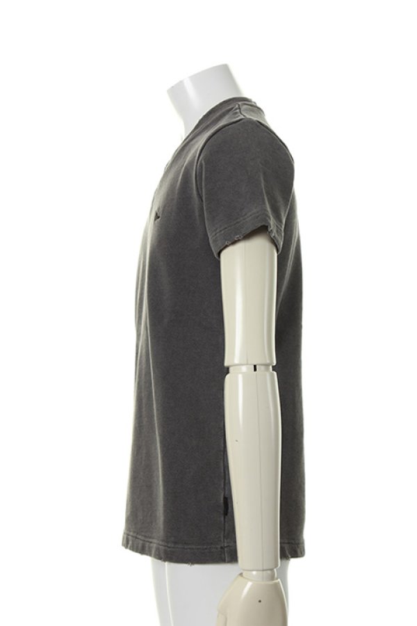 画像3: 【 40%OFF セール30,800円→18,480円】 1piu1uguale3 ウノピゥウノウグァーレトレ AMERICAN DRY SWEAT STONE DAMAGE V-NECK{MRT150-COT226-99-AHS} (3)