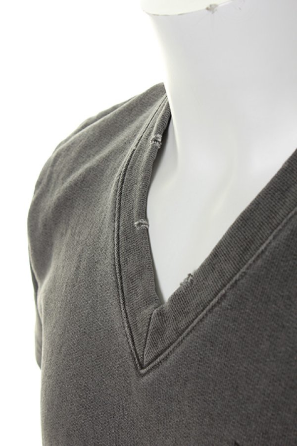 画像5: 【 40%OFF セール30,800円→18,480円】 1piu1uguale3 ウノピゥウノウグァーレトレ AMERICAN DRY SWEAT STONE DAMAGE V-NECK{MRT150-COT226-99-AHS} (5)