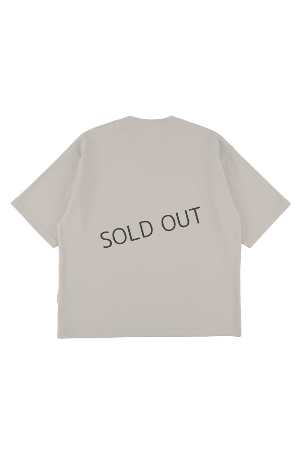 画像2: {SOLD}1piu1uguale3 ウノピゥウノウグァーレトレ BIG V-NECK{-BFS} (2)