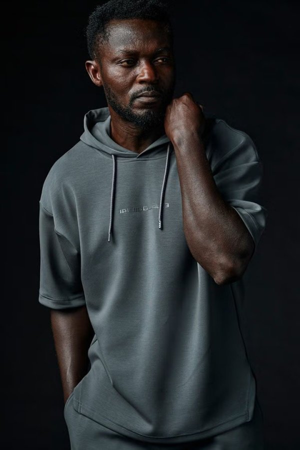 画像1: 1piu1uguale3 ウノピゥウノウグァーレトレ S/S HOODED T{-BFS} (1)