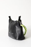 画像4: MARK & LONA マークアンドロナ 【T-LINE】VIta Sling Bag{-BES} (4)