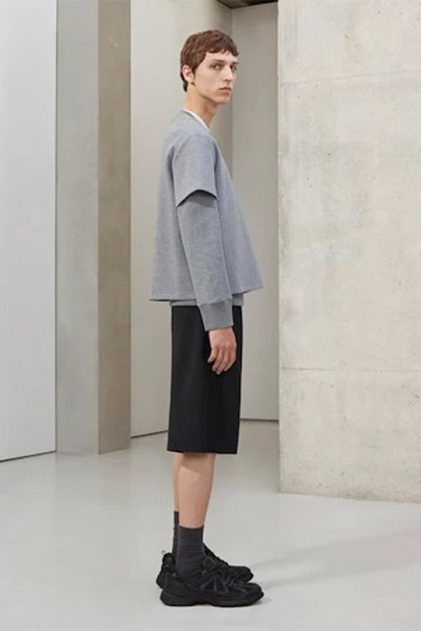 画像3: 【 20%OFF セール110,330円→88,264円】 Neil Barrett ニールバレット Slim Dropped Shoulder Double Layer Sweatshirt{-BDS} (3)