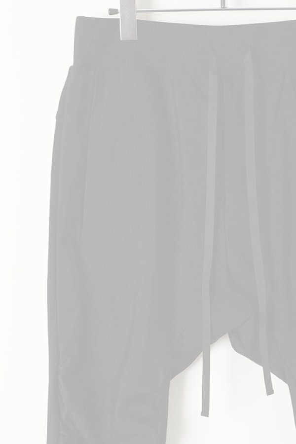画像4:  {SOLD} OURET オーレット 強撚ナイロンニットフロントギャザーサルエルパンツ{-BJA} (4)