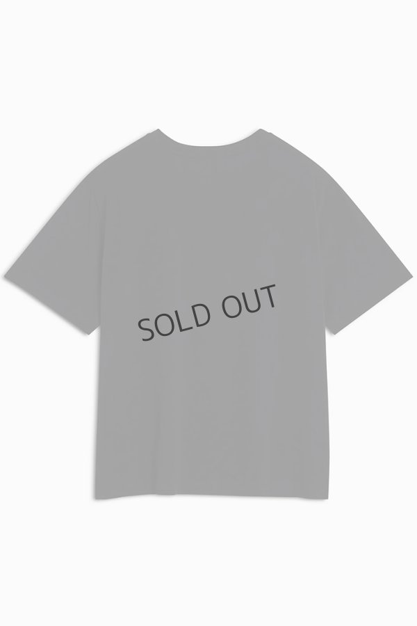画像2: MAISON KITSUNE メゾンキツネ エンボス プロフィール フォックス オーバーサイズ Tシャツ{-BES} (2)