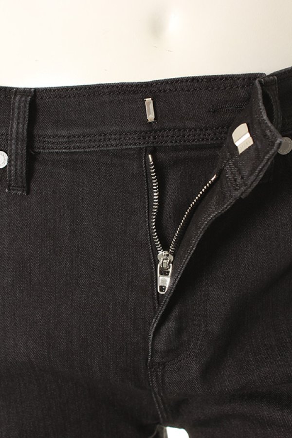 画像5: 【 40%OFF セール75,900円→45,540円】 Neil Barrett ニールバレット LEATHER PATSHED SUPER SKINNY LEG JEAN{BDE162C/PBDE162C-E804T-01-AGS} (5)