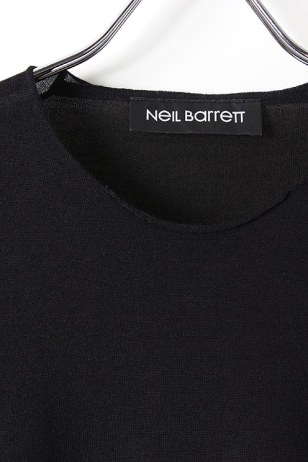 画像3: 【 40%OFF セール58,300円→34,980円】 Neil Barrett ニールバレット WOOl SILK CASHMERE F.16 RAW EDGE JUMPER{PBMA140-3653-01-AHA} (3)