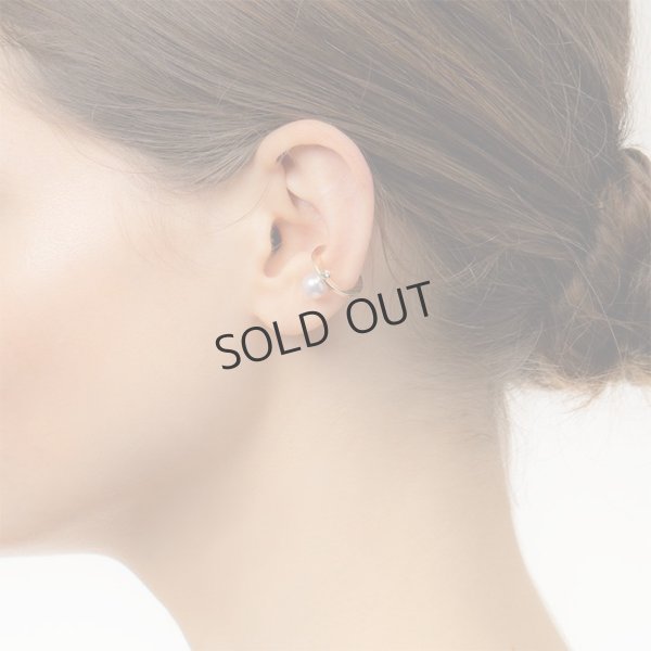 画像4: {SOLD}Hirotaka ヒロタカ Bumble Bee Pearl Diamond Ear Cuff{-BAS} (4)