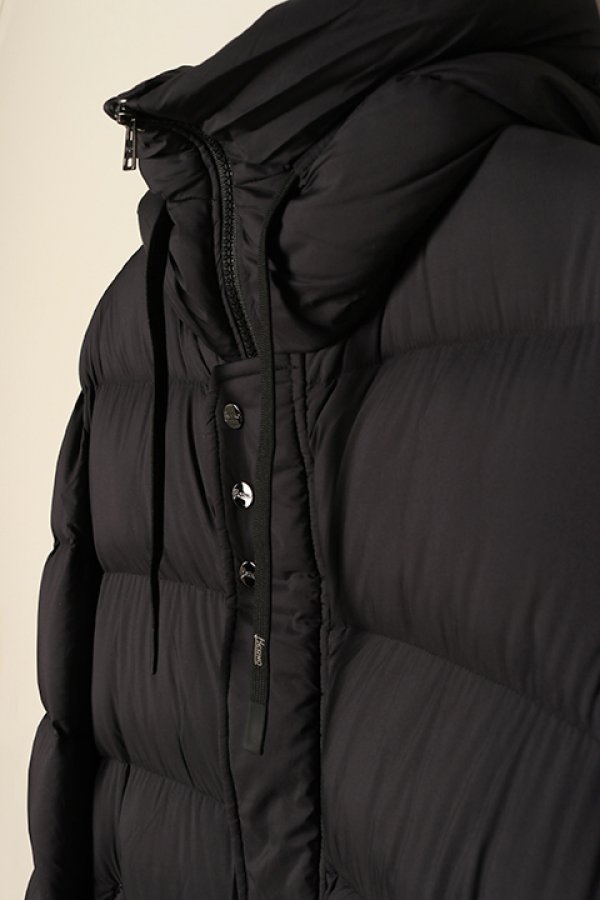 画像4: HERNO ヘルノ フーデッドパデッドミディコート{PI001054U12403-9393-BCA} (4)