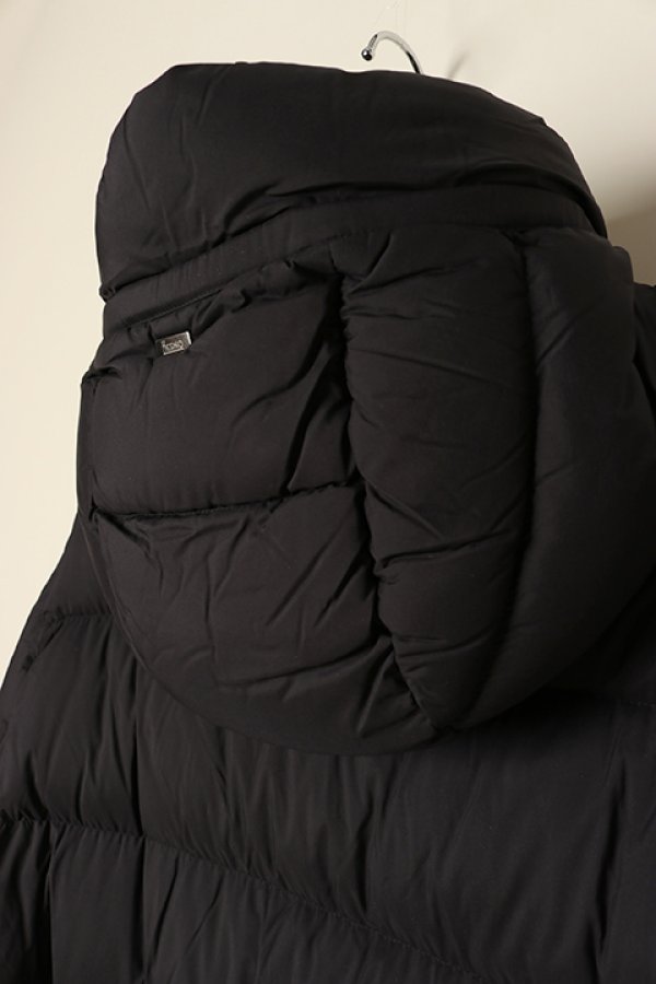 画像6: HERNO ヘルノ フーデッドパデッドミディコート{PI001054U12403-9393-BCA} (6)