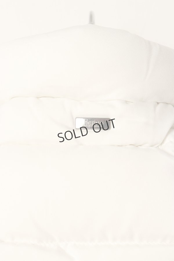 画像8: {SOLD}HERNO ヘルノ フェイクファー襟付きナイロンパーカー{PI001159U 12414Z 1000-BDA} (8)